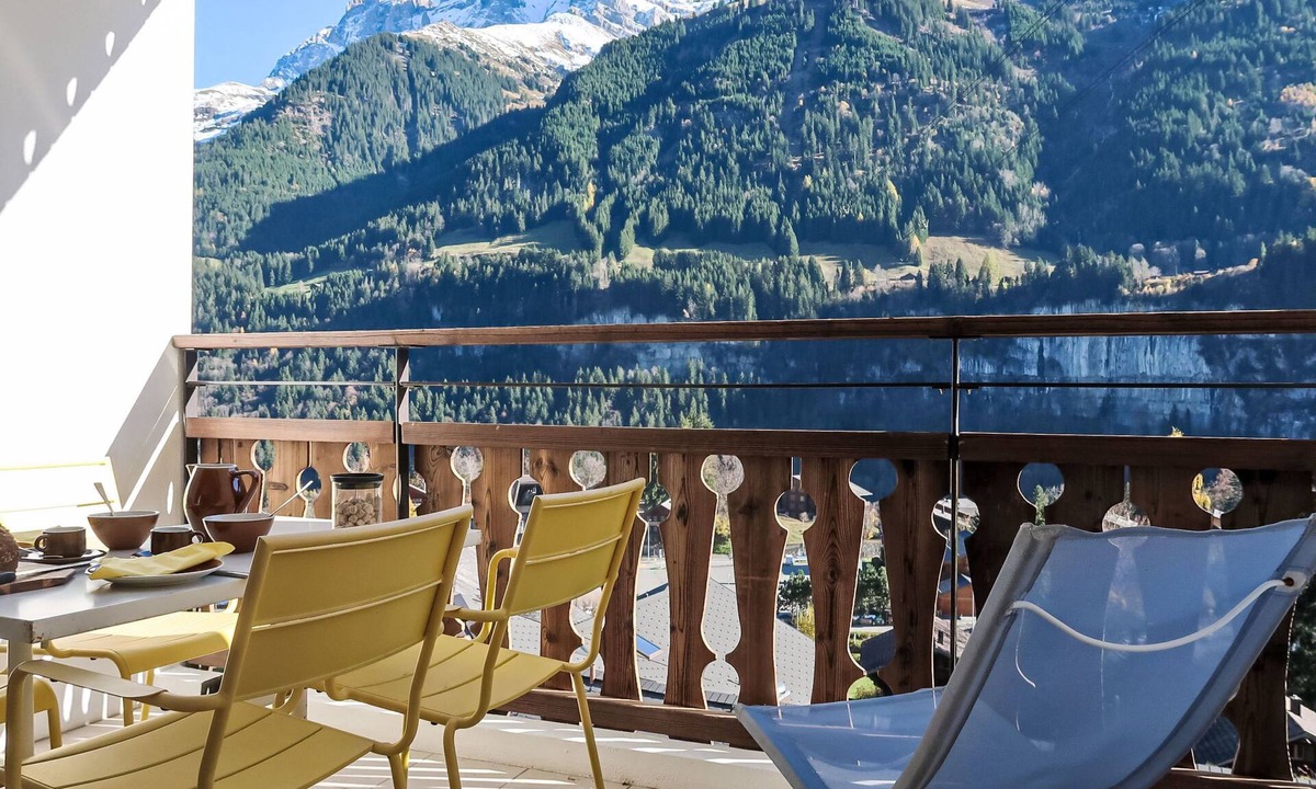 Champery Apartment | Neige et Soleil Nr 13 by Interhome
