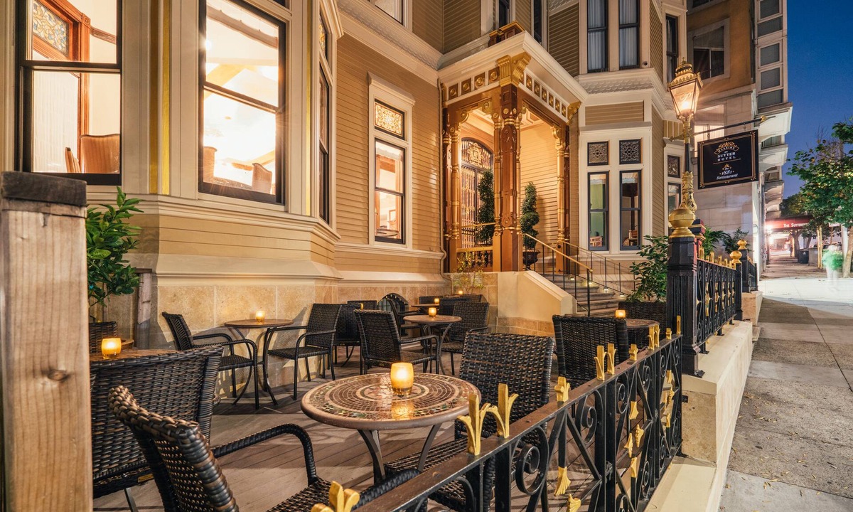 Lower Pacific Heights Hotel | Neighbourgood Sutter Mansion