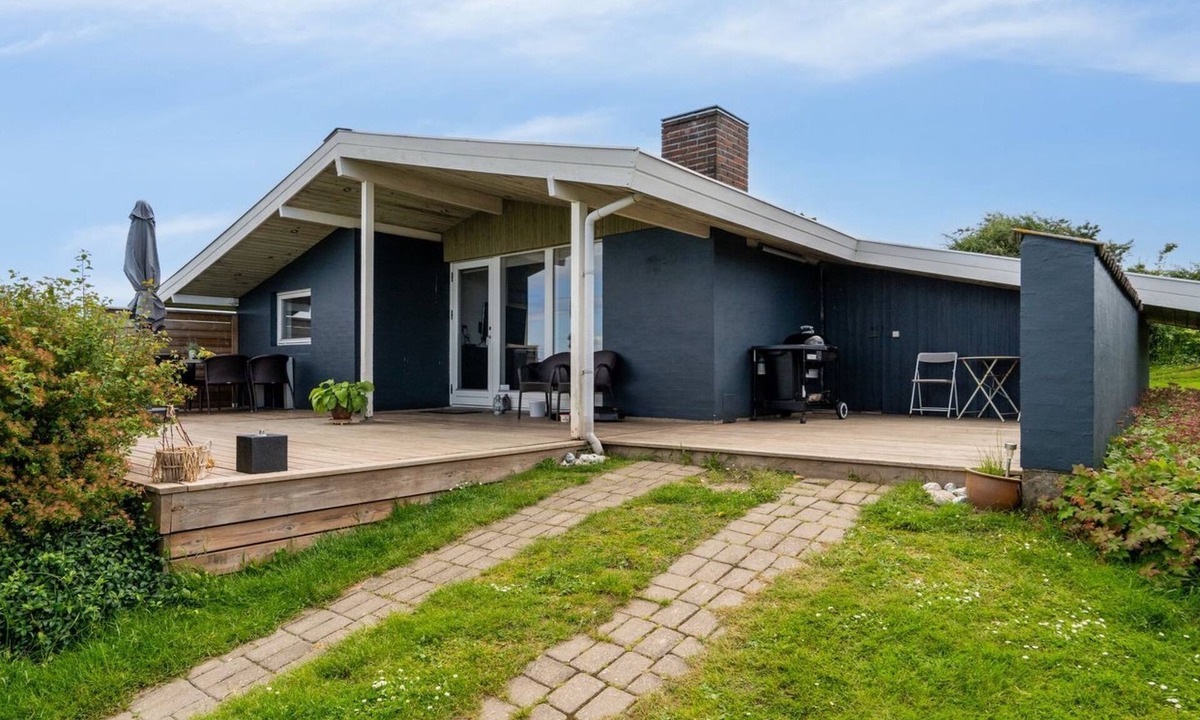 Skastrup Strand House | "Nelina" - 300m from the sea by Interhome