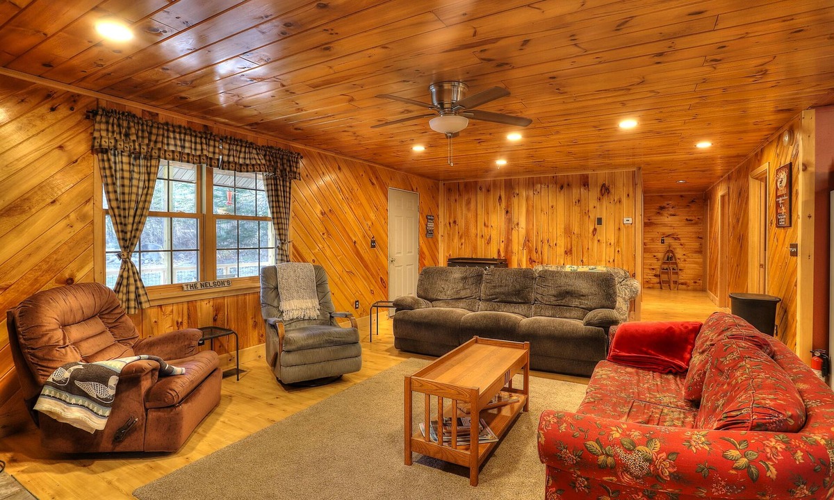 Rangeley Plantation House | Nelson Estate - ATV and snowmobile access!