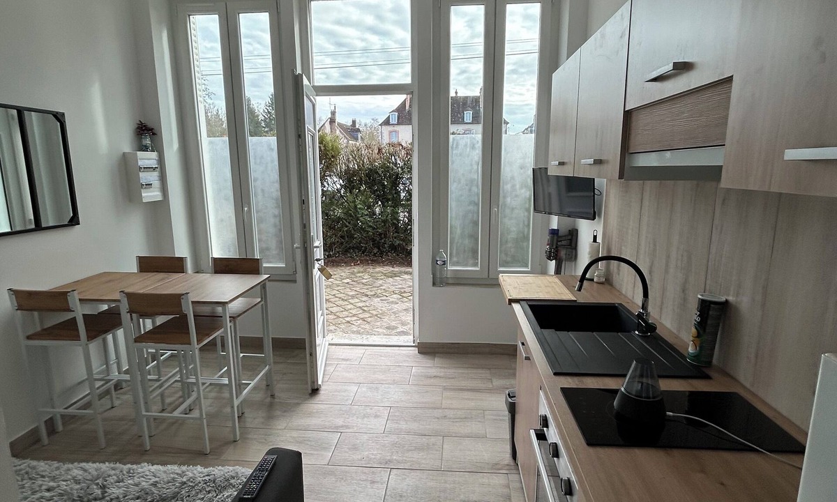 Nemours Apartment | Nemours lock