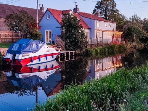 Wisbech House | Nene Cottage