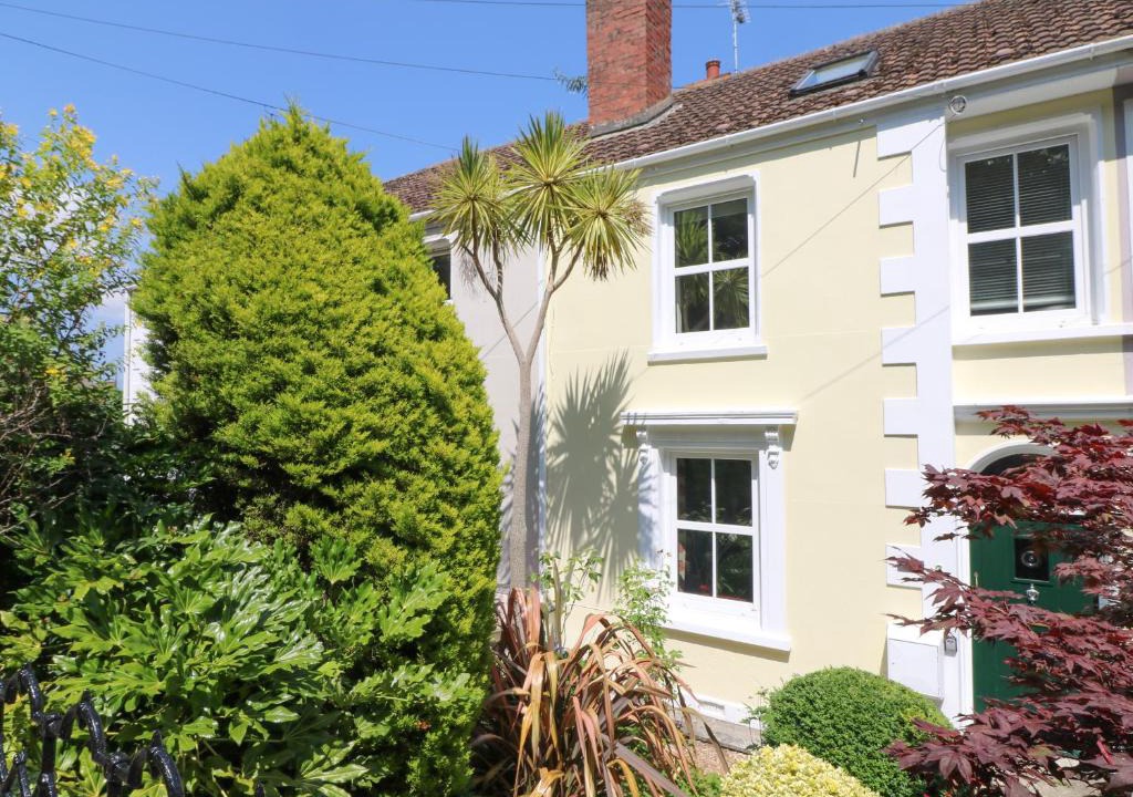 Mylor Churchtown House | Neptune