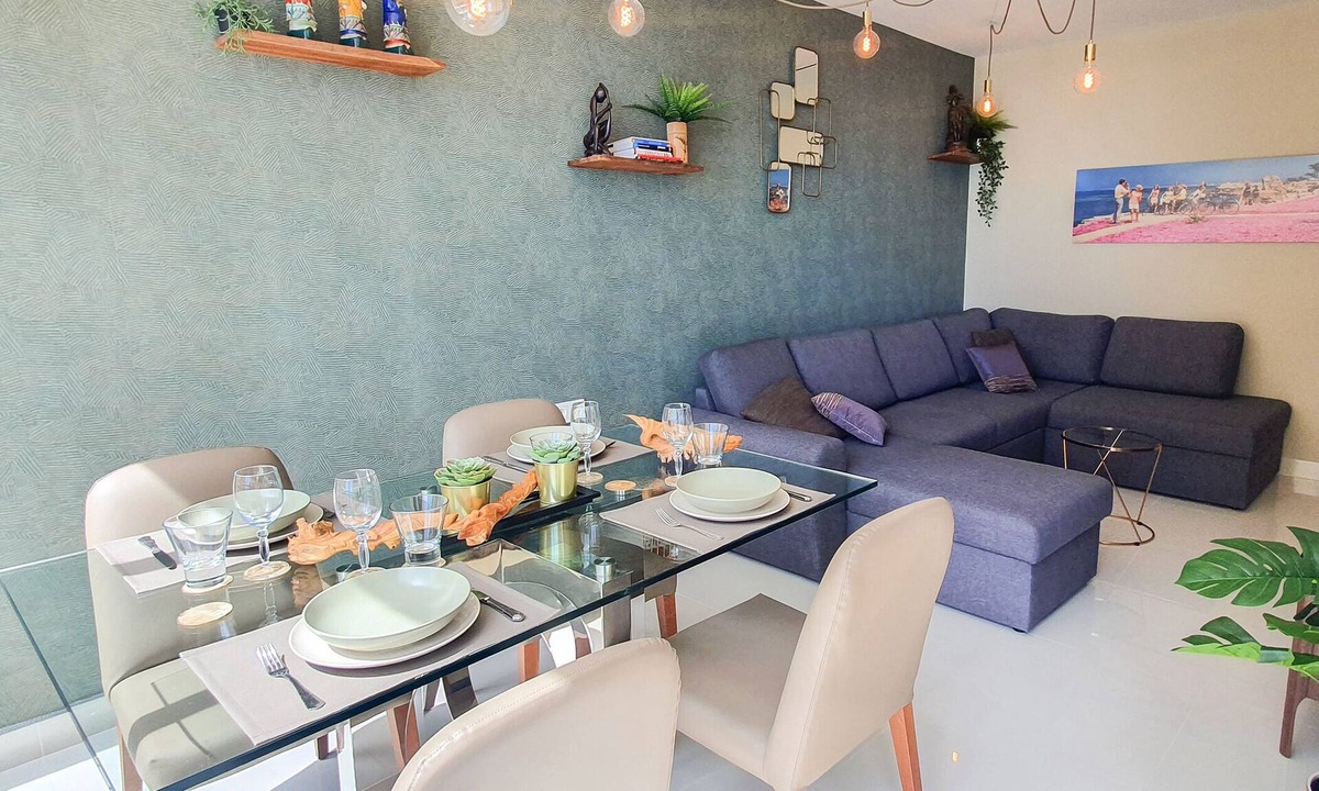 Marbella Seafront Promenade Apartment | Neptuno 403. Wonderful One-Bedrooms Apartment with Sea Views