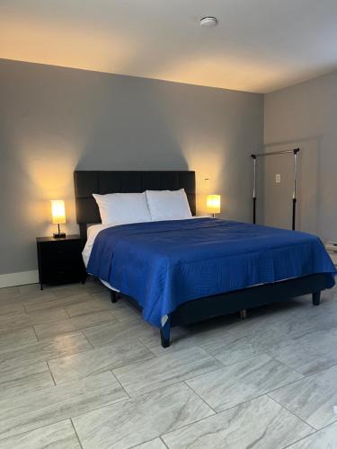 Watertown House | Nest Inn