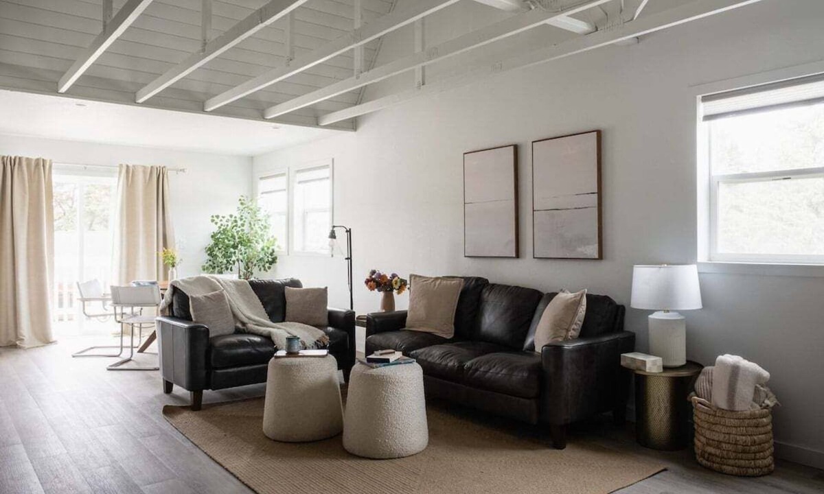 Neskowin Apartment | Nest Market Loft - Neskowin lux 2 bed loft steps to beach