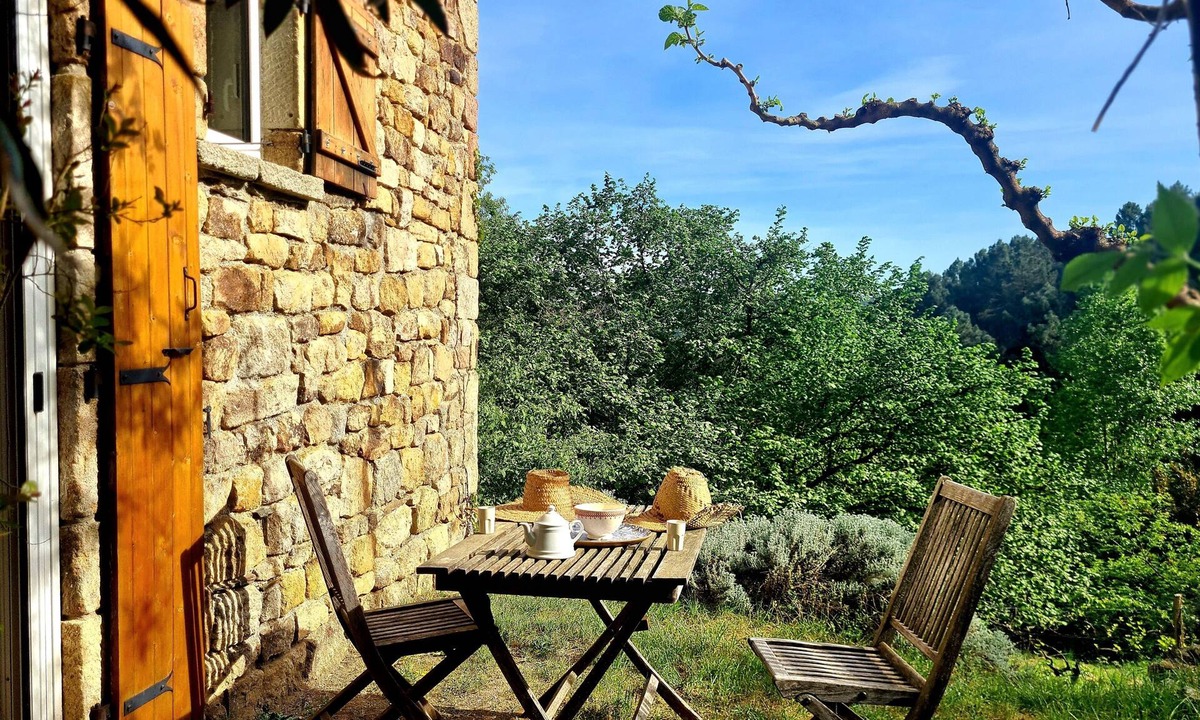 Chambonas Apartment | NEST OF LOVE in South Ardèche