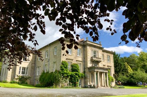 Turriff House | Netherdale House & The Coach House