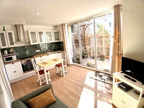 Prades Apartment | Neuf et lumineux - climatisé - proche centre ville