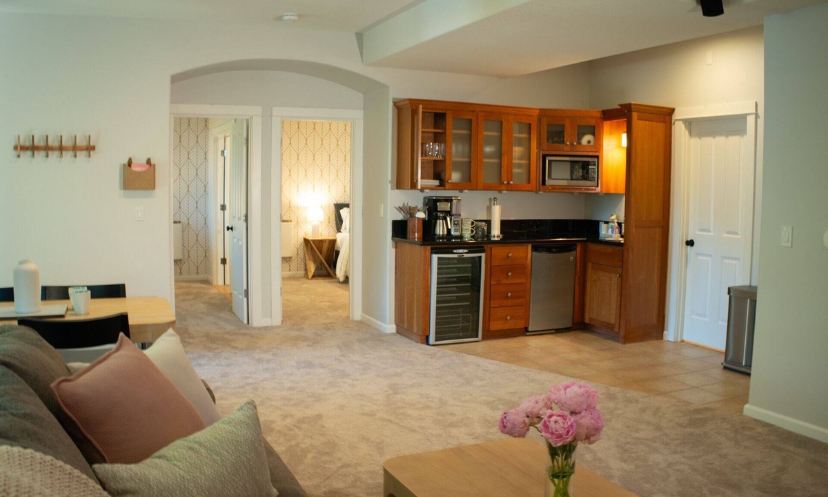 West Linn Apartment | NEW 2 bedroom in West Linn!