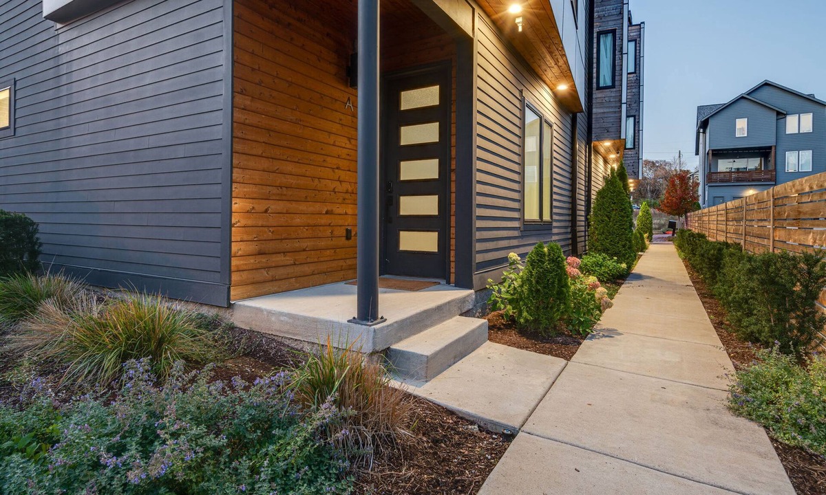 Edgehill House | NEW 24 Guests 2 Rooftop Decks Near Downtown