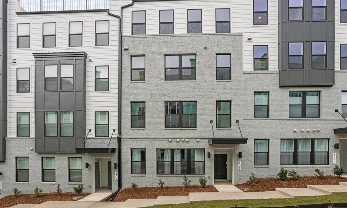 Wake Forest Condo | NEW! 3-bedroom condo in peaceful Wake Forest