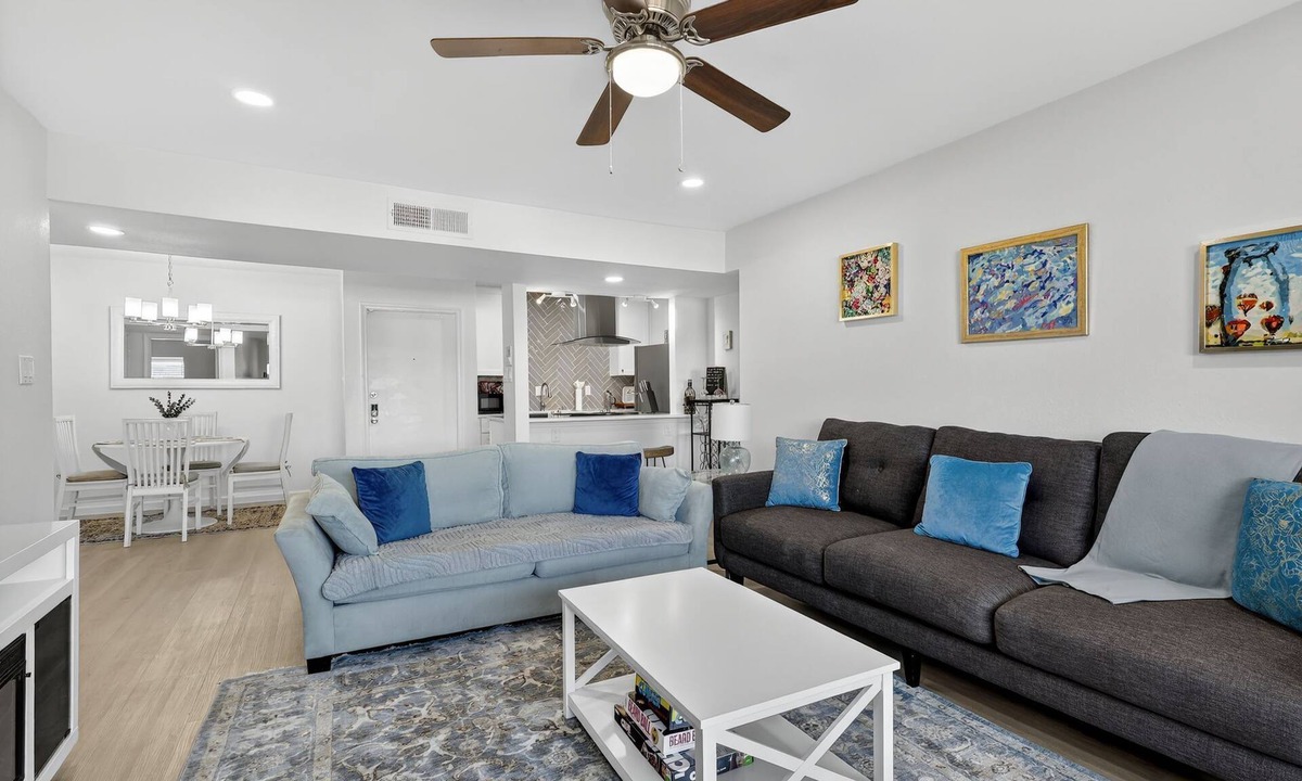 South Main Condo | NEW 3BR Condo Walk to NRG Stadium Gated + Parking!