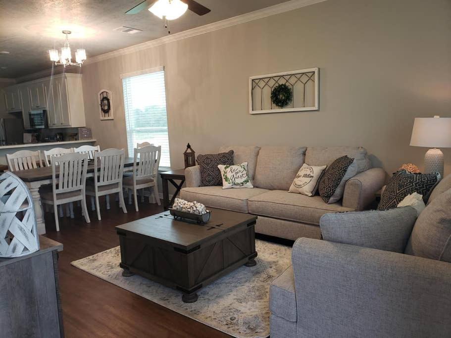 College Station House | NEW 4/4 Farmhouse style house in College Station!