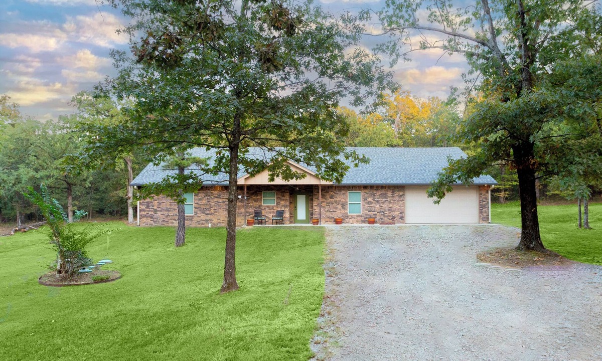Porum House | New 4 Bed 3.5 Bath Home w2 boat slips in Duchess Creek Estates - Porum Landing