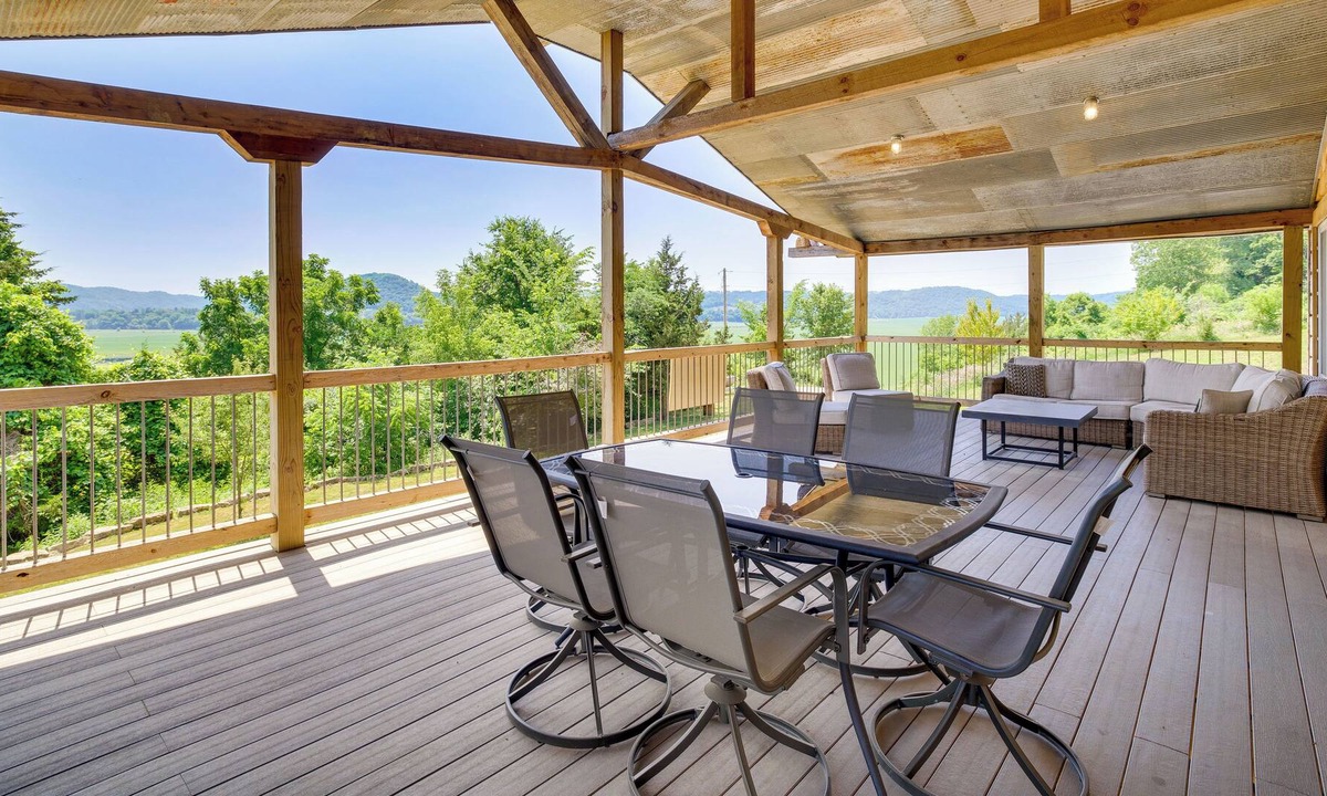 New Albin House | New Albin Vacation Rental w/ Fire Pit & Views!