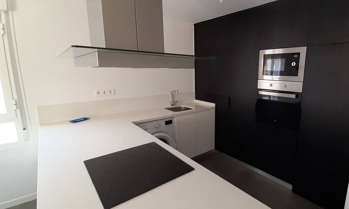 Dehesa de Campoamor Apartment | new apartment in a residential area with communal swimming pool / tennis court