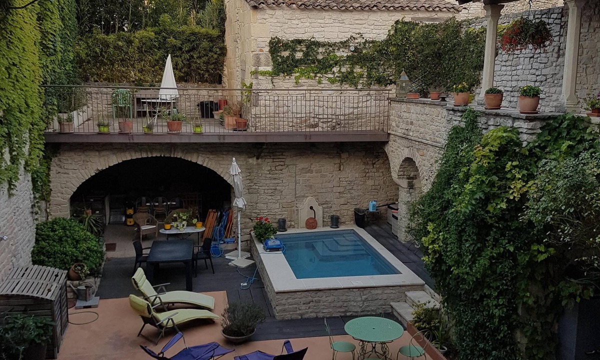 Calvisson Apartment | New apartment 120 m² remains in the seventeenth century