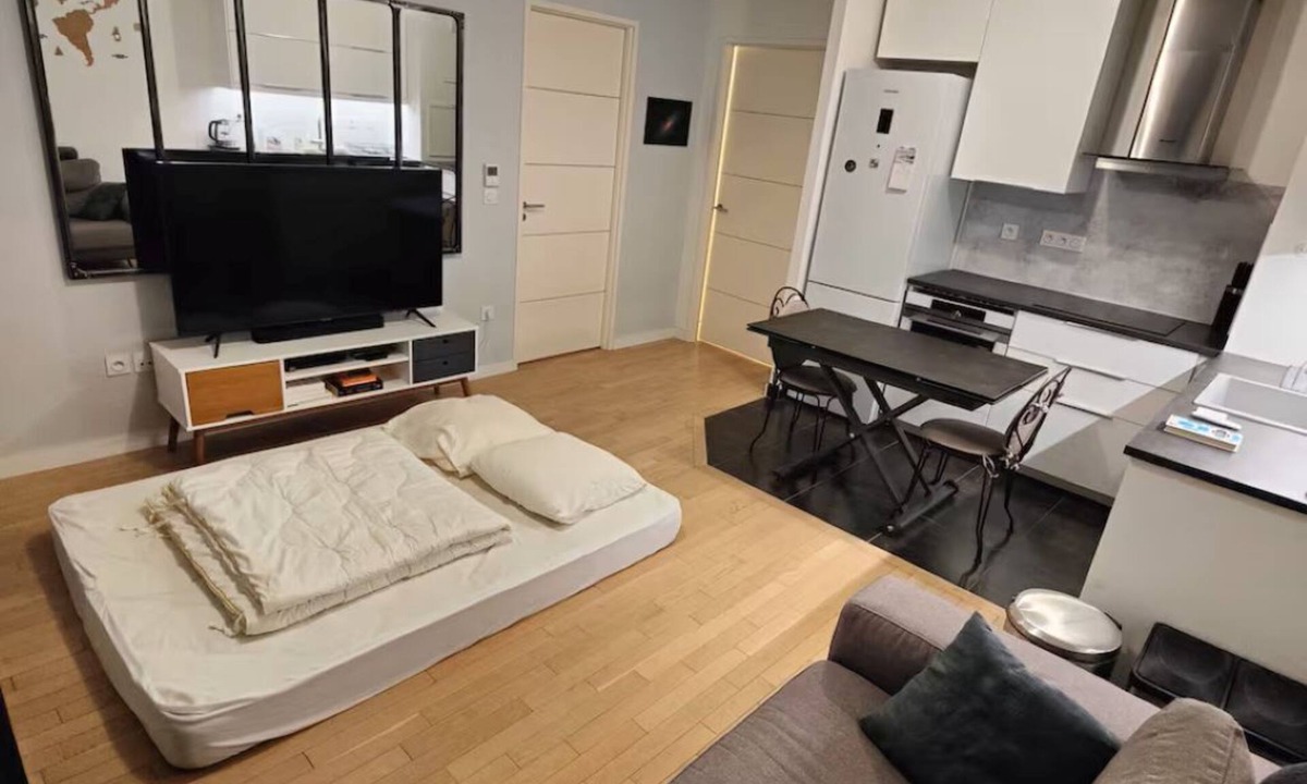 Bois-Colombes Apartment | New apartment 15 minutes from Paris