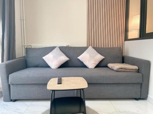 Quartier de la Maison-Blanche Apartment | New Apartment in Paris center metro 7 & 14 Maison Blanche