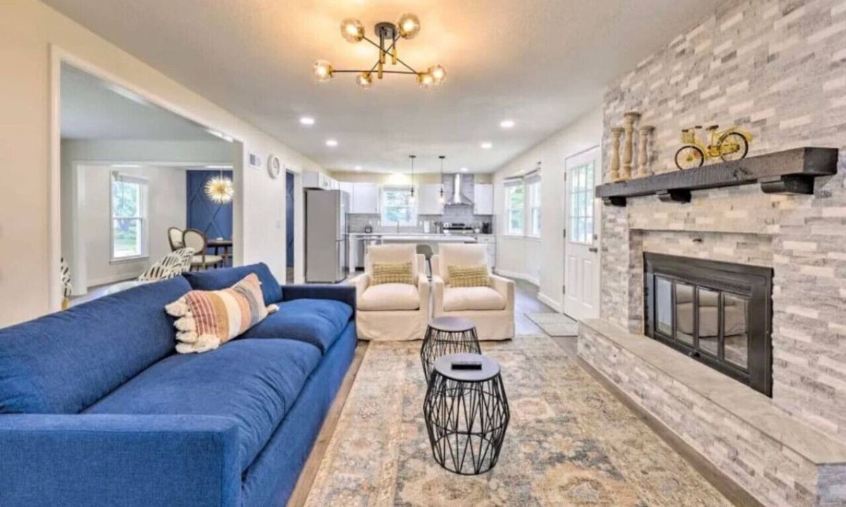 Nall Hills House | NEW! Beautiful-Clean-Modern-Convenient-Accessible
