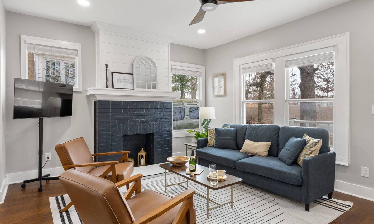 West End Apartment | New-Beautifully Renovated Beltline Home | Walk, Dine, Explore