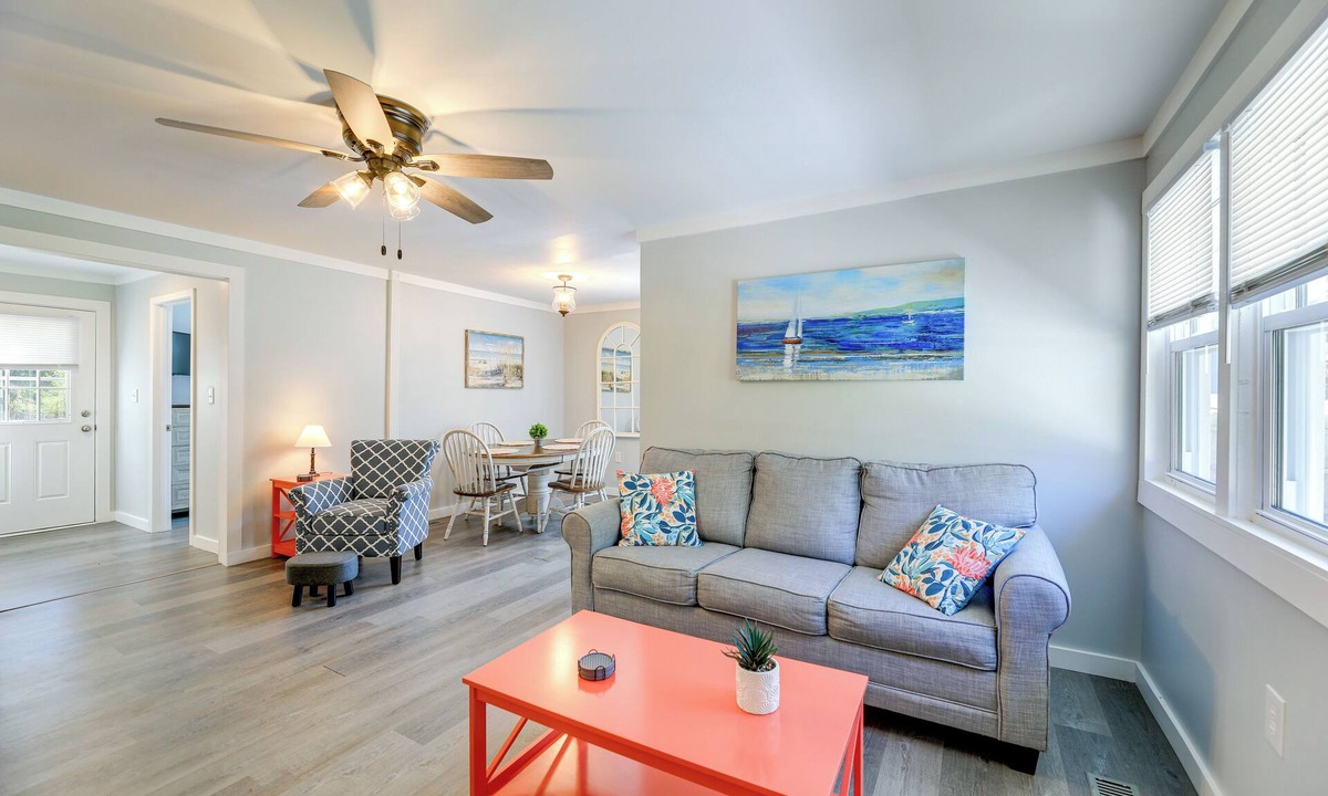 New Bern House | New Bern Vacation Rental: Close to Neuse River!