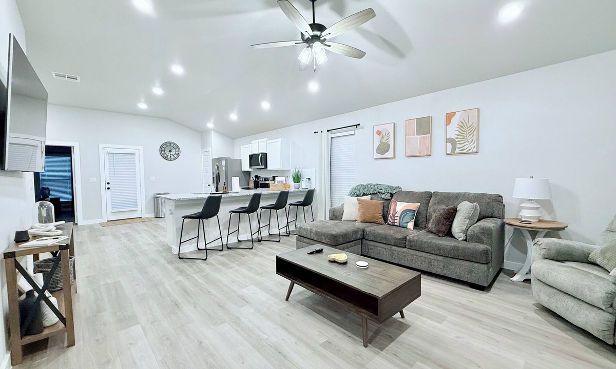 Lubbock House | New Build in Lubbock - Perfect for Families, minutes from Texas Tech