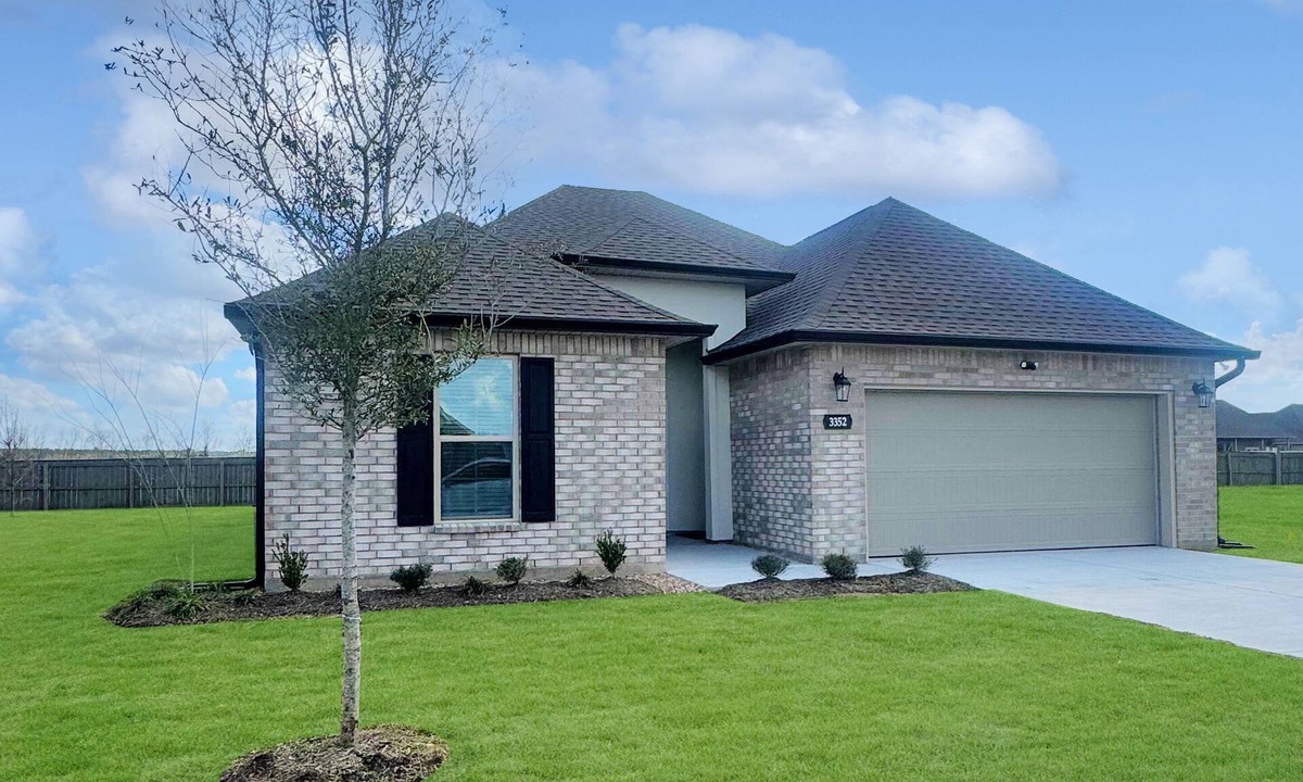 Lake Charles House | New Build | Office | Fast WiFi - Professional Photos coming soon