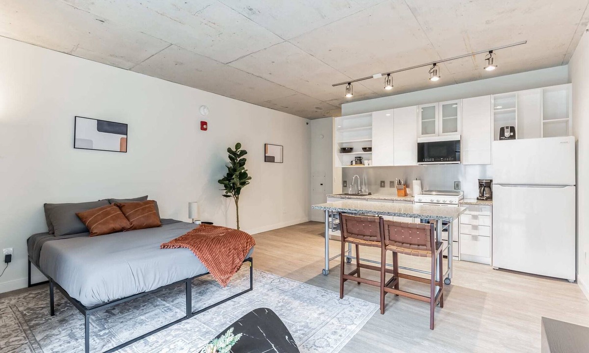 Gateway District Apartment | New Build Studio Apartment at Skyline