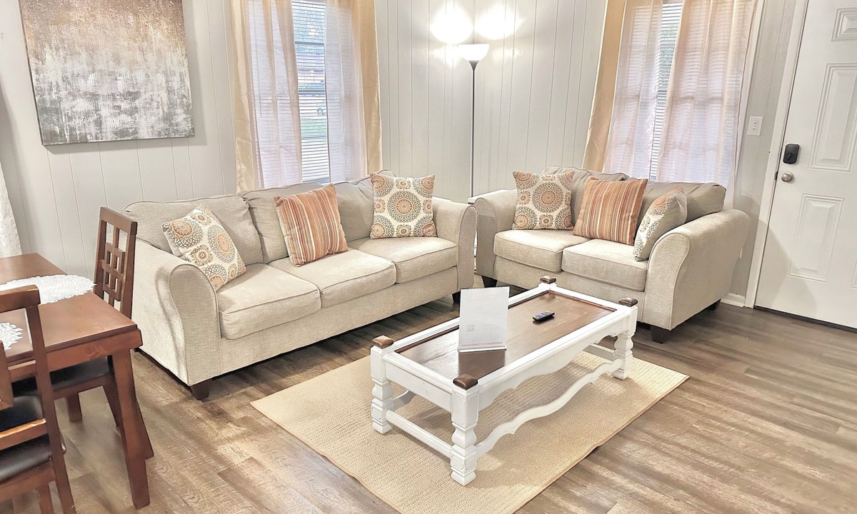 Starkville Apartment | NEW! Charming 2-bed home close to MSU