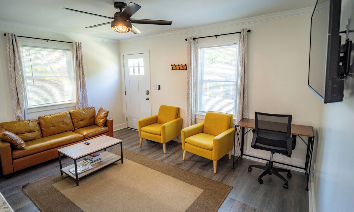 Durham Apartment | New & Clean 2 Bed Walltown Home. Walk to Duke! A