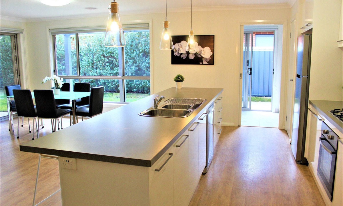 Thurgoona House | *NEW* Clearwaters Albury