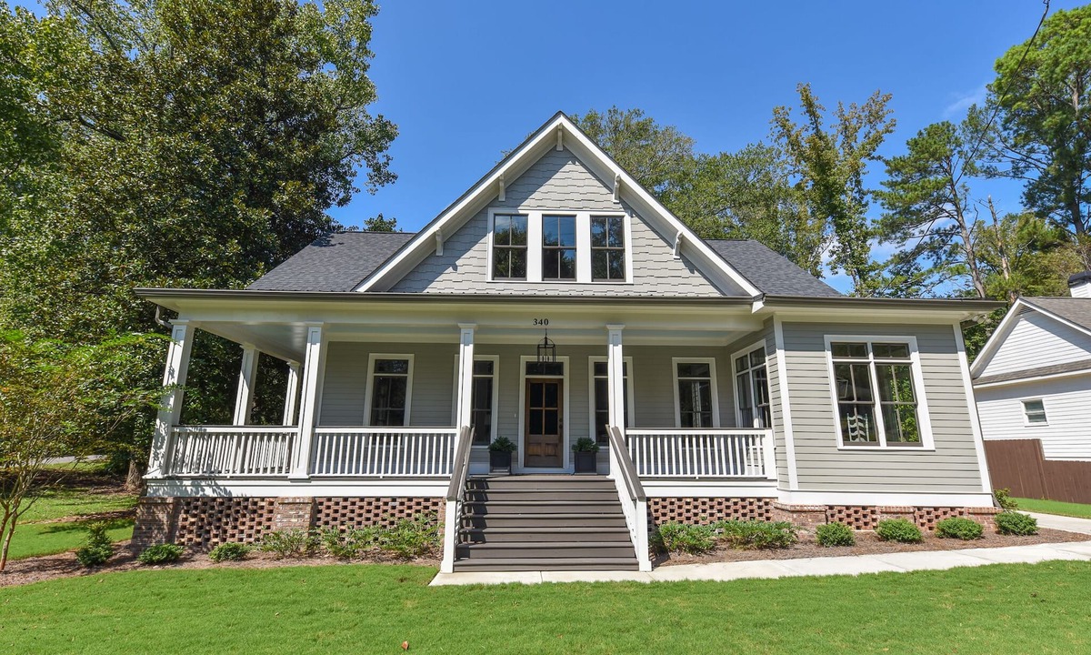 Athens House | New construction farmhouse in desirable Five Points!