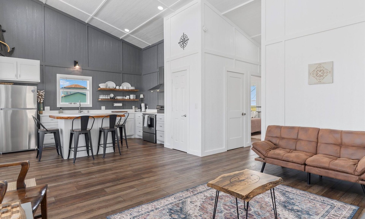 Cedar Lane House | New Construction Gulf-Front Getaway in Sargent