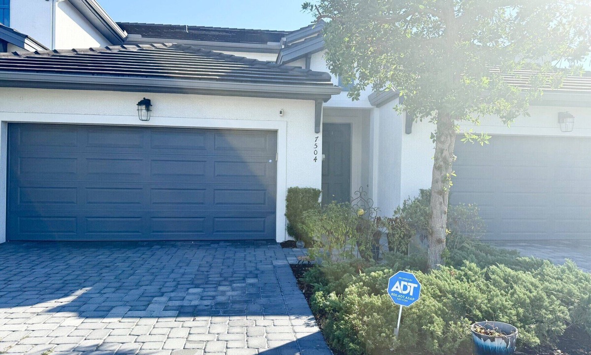 Naples House | New Construction Home Centrally Located