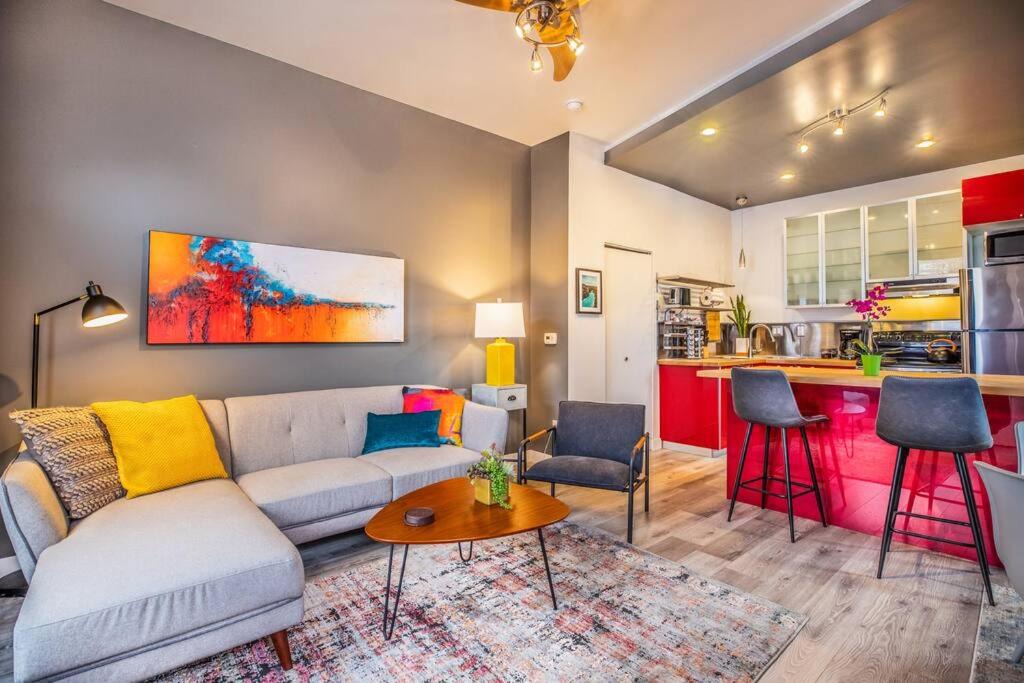Central City Villa | New Contemporary Historical Unit from, 5 Star Host