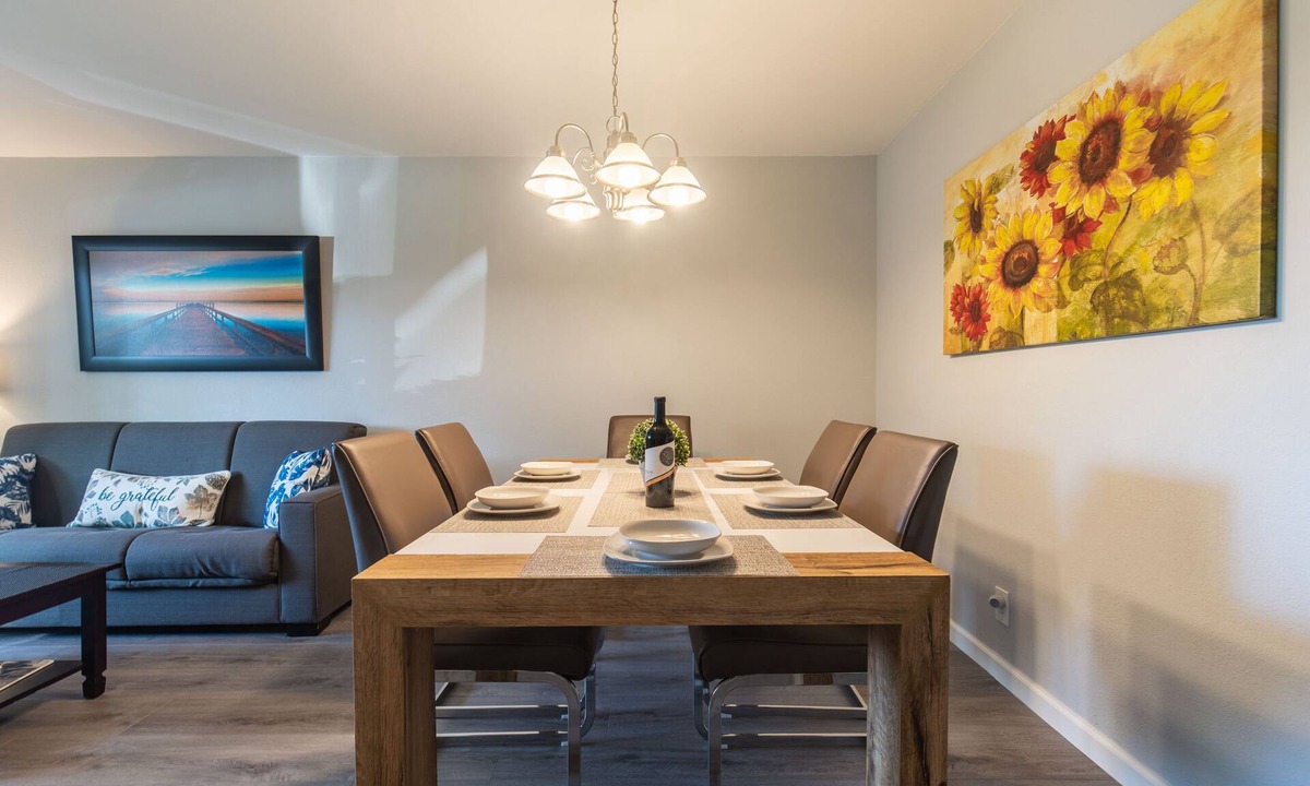 Milpitas House | New! Conveniently Located Silicon Valley 4BR Home