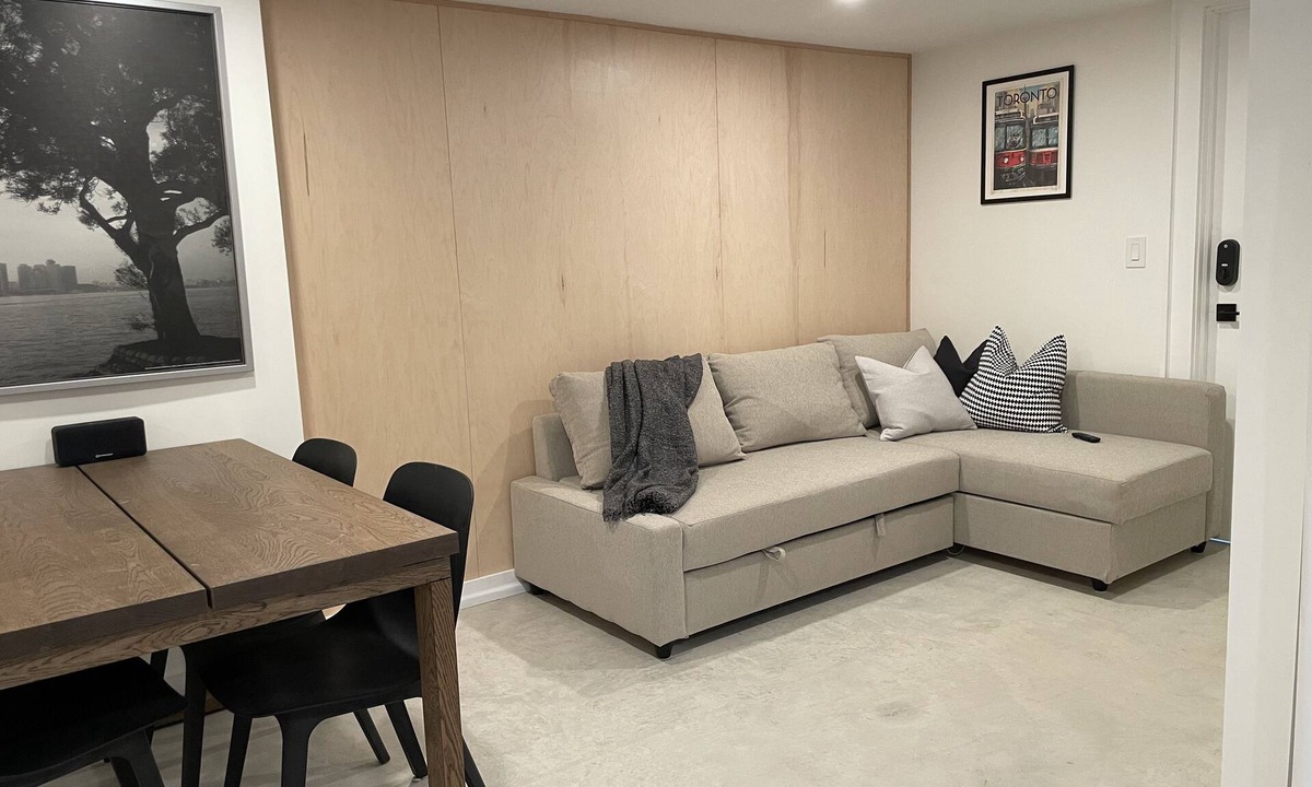 Bickford Park Apartment | New Cozy and Beautiful Apartment