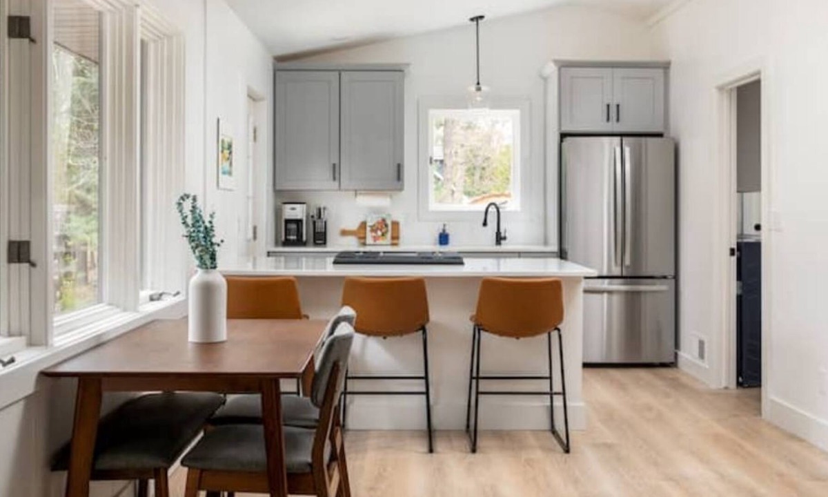 Glen Arbor Cottage | *New!* Crystal River Cottage