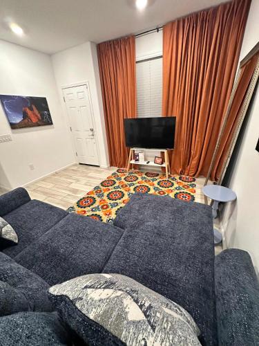 Sahuarita House | NEW Desert Daydream