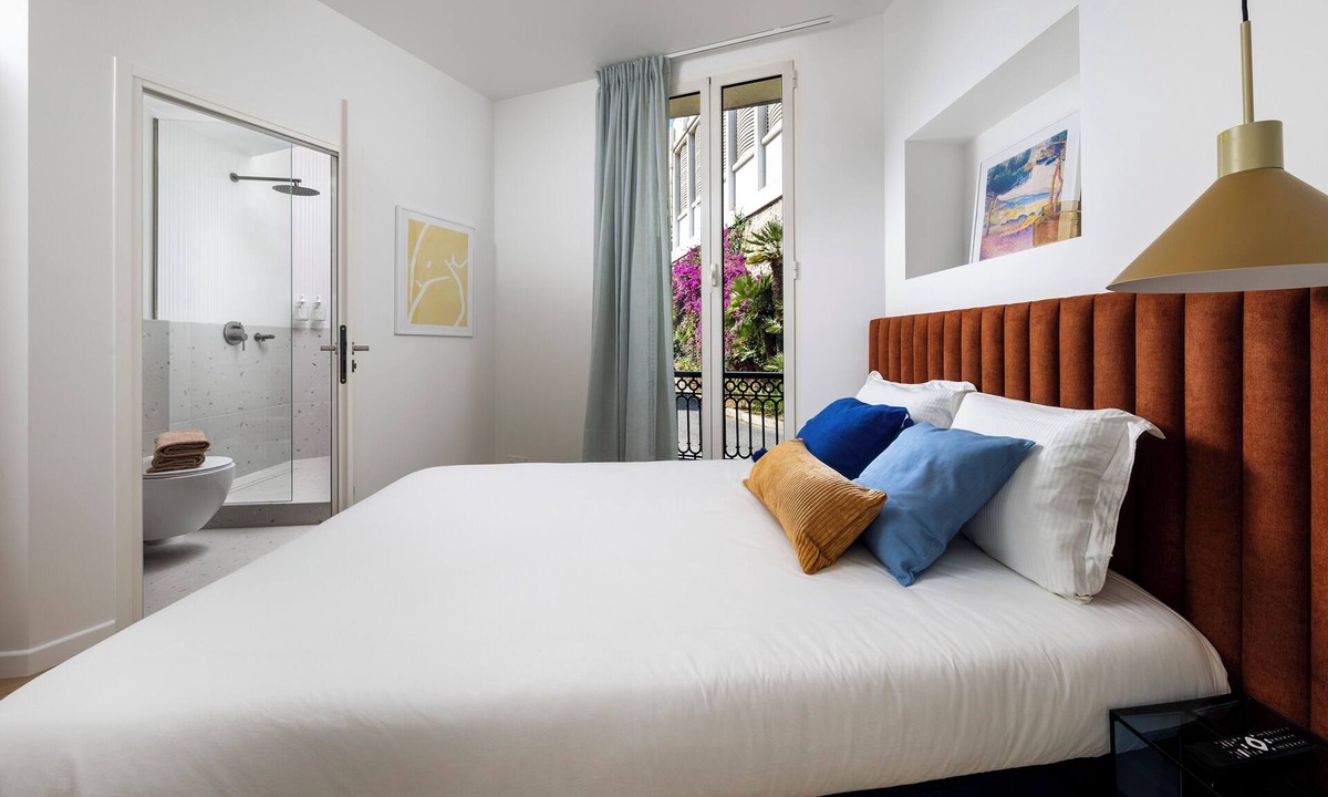 Les Revoires Apartment | New Designer Studio Centrally Located AC, Fiber