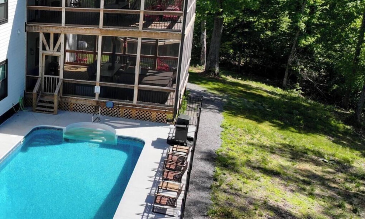 Cadiz House | New! Dock! Pool! Hot Tub! Games! 8 Bedroom! Sleeps 18!