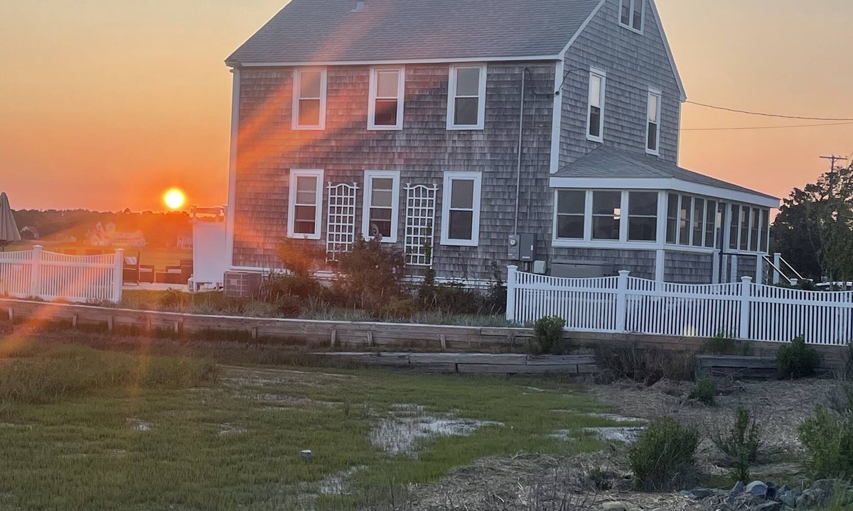 Green Harbor-Cedar Crest House | New England, Coastal Beachside