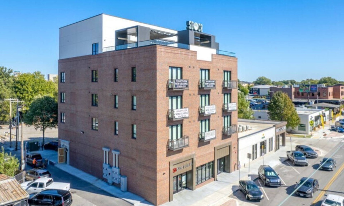 Cherry Street Apartment | New Executive Lofts on Cherry Street 402