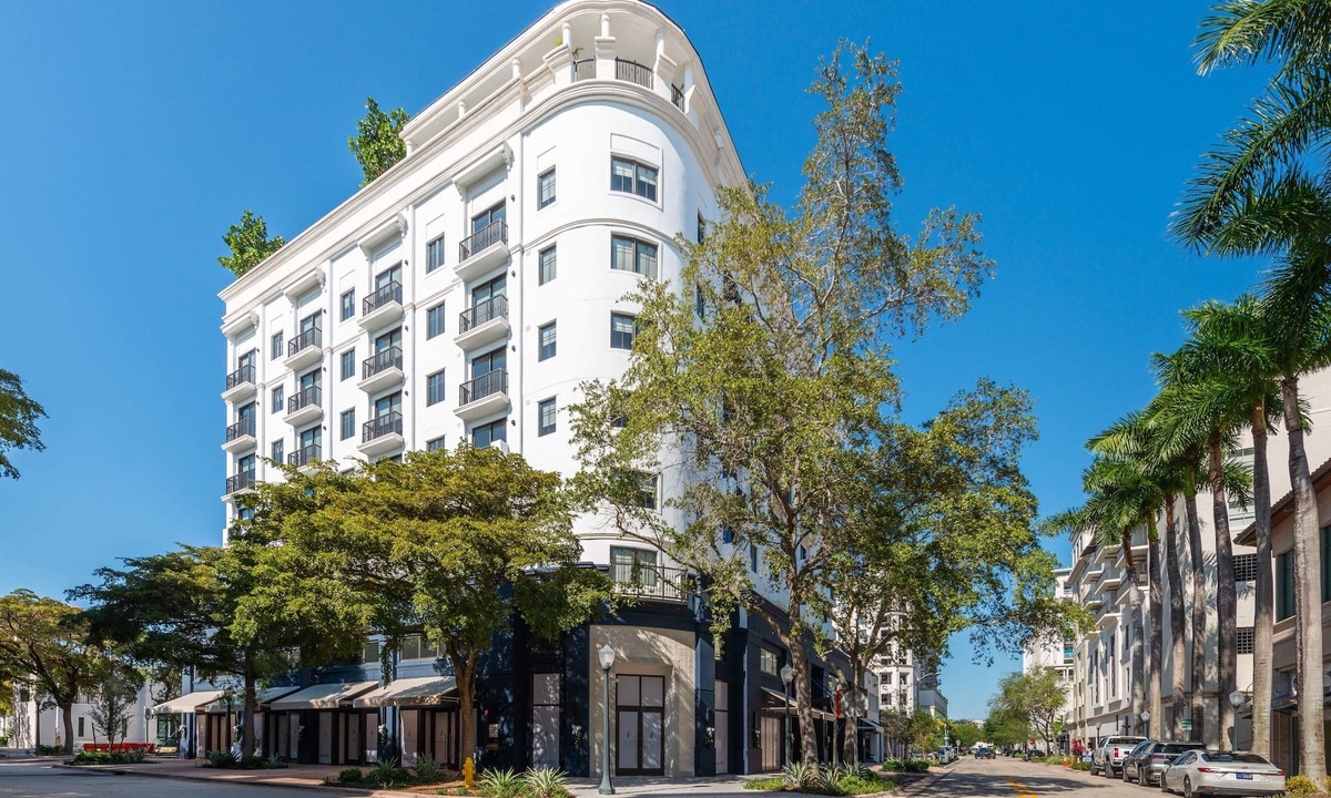 Industrial Section Hotel | New Family Suite at Hotel by Merrick Park with Rooftop Pool