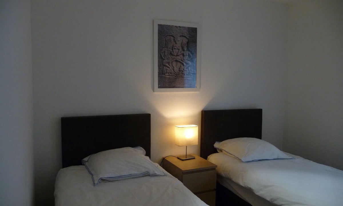 Saint-Cyr-l'Ecole Apartment | New furnished ground floor apartment with box near train station and all amenities