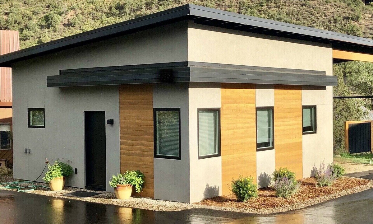 Durango House | NEW Galaxyland Modern Guest House in Durango
