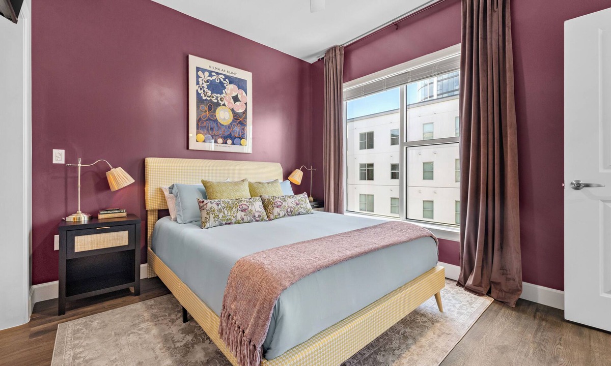 The Gulch Condo | New! Gulch Grandeur⁣ ⁂ Walk, Shop, Dine! Infinity Pool w/Views+Fire pits+Studios