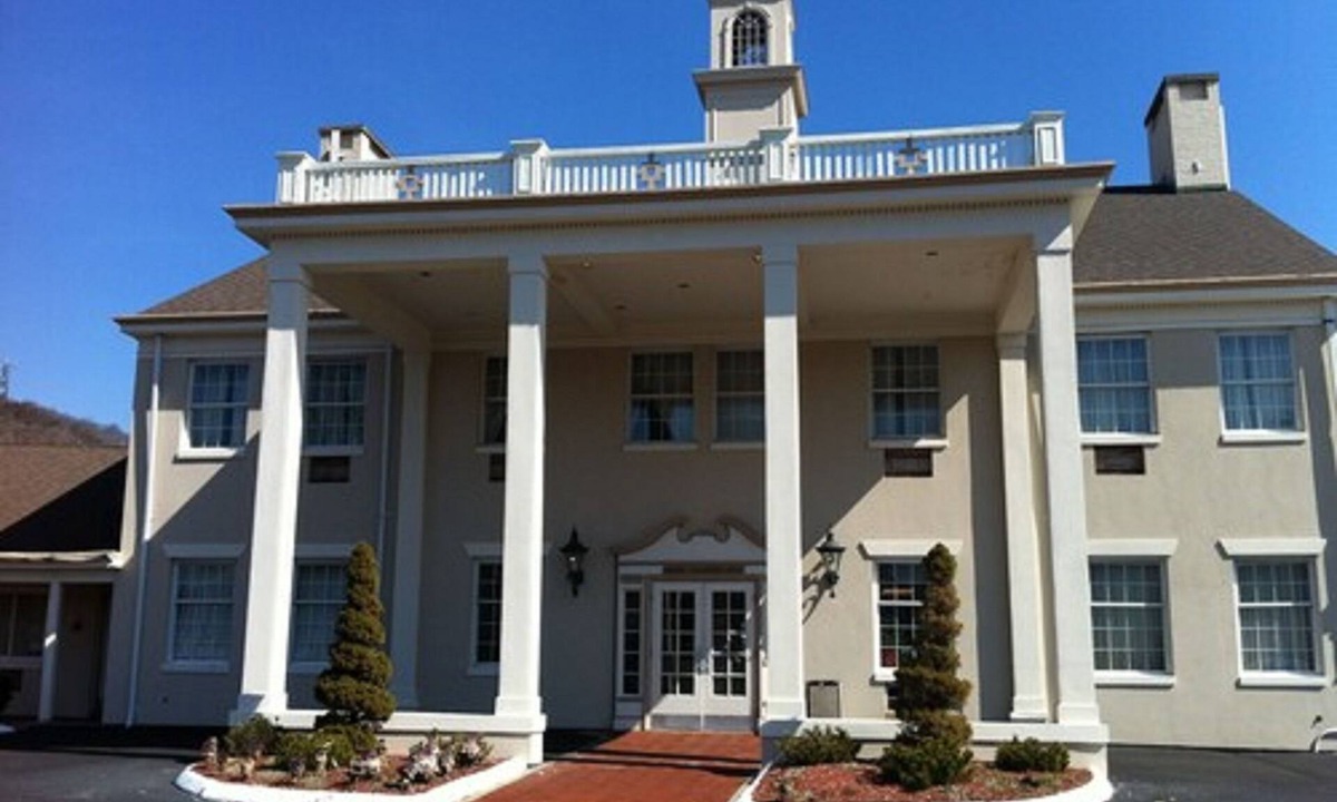 West New Haven Hotel | New Haven Inn